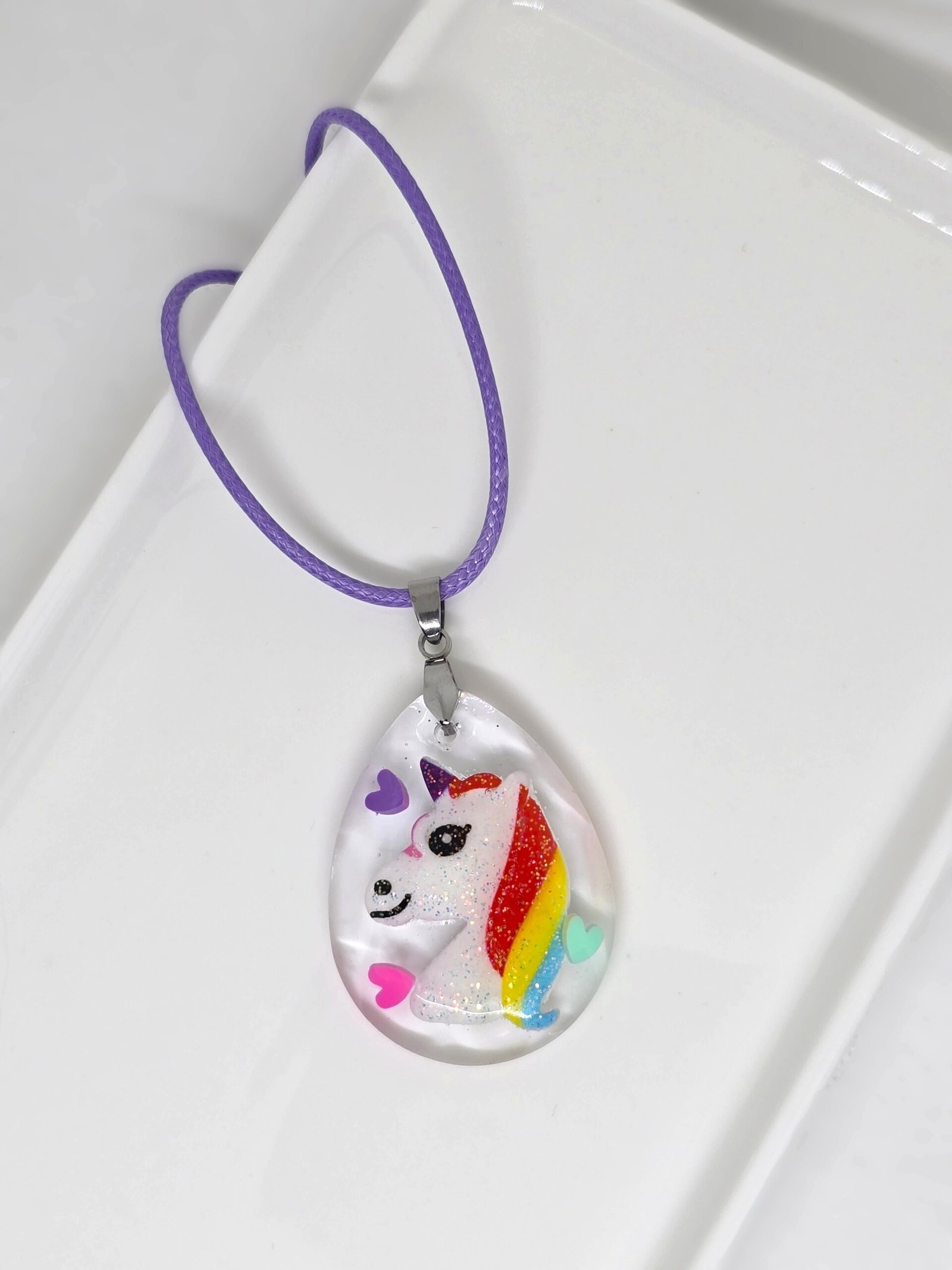 COLLIER LICORNE PAILLETTES