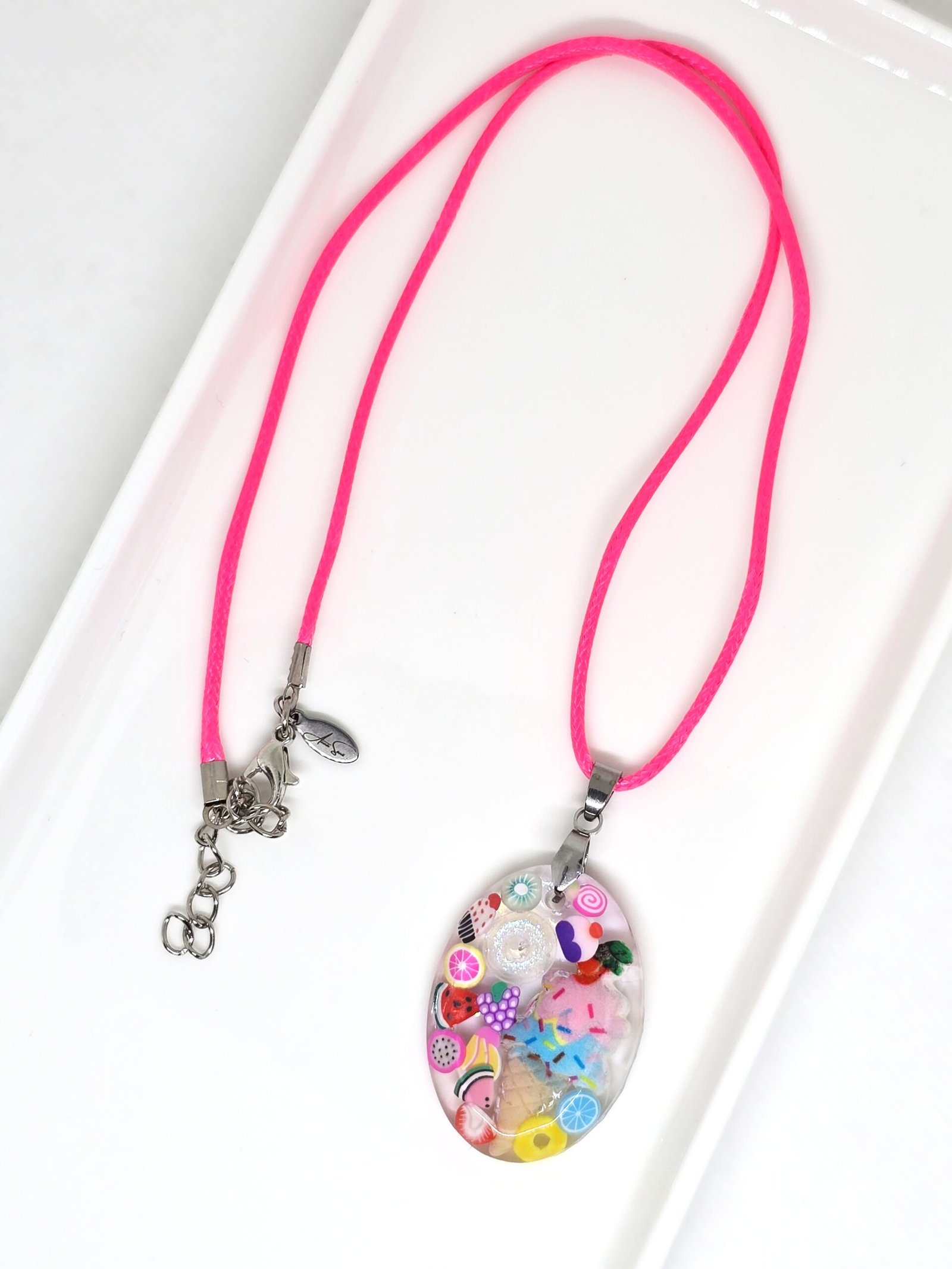 Collier Souvenirs d’Eté en résine